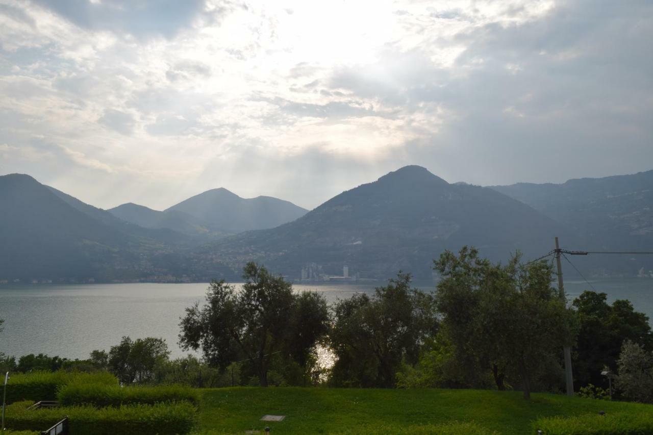 Appartamento Agnesi Monte Isola Kültér fotó